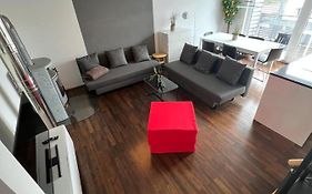 Penthouse-Wohnung - Balkon - Dachterrasse - Zentrum